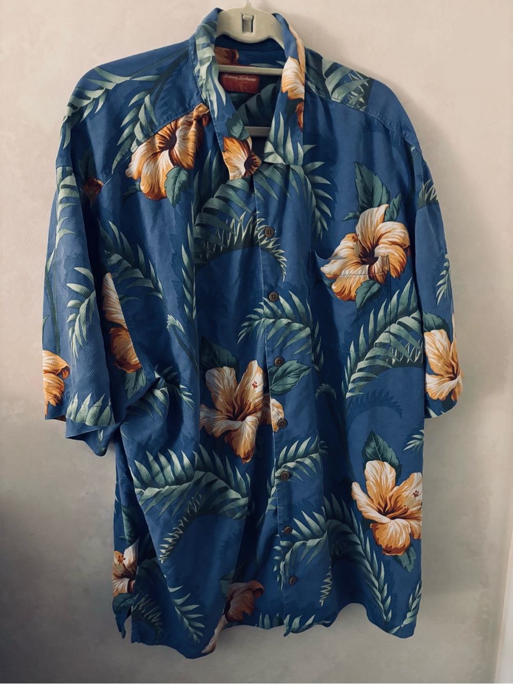 Tommy Bahama Silk Hawaiian Blue Shirt and Orange Button Shirt, 2XT